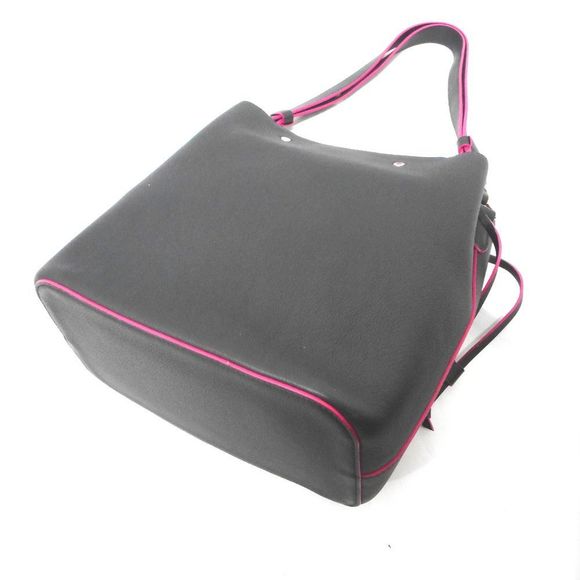 Louis Vuitton Shoulder Bag Lock Me Bucket Noir Pink - Picture 9 of 10